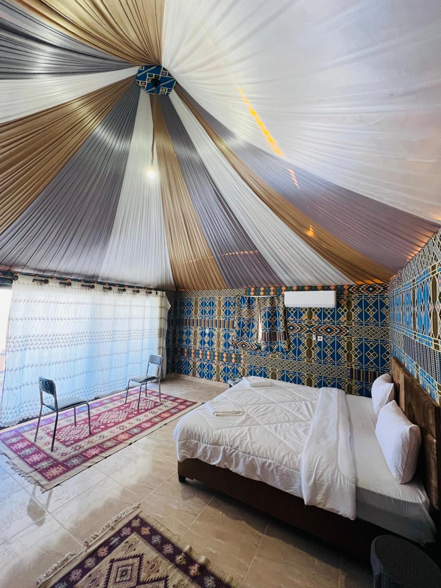 Abdullah Luxury Camp Apartment Wadi Rum Exterior foto