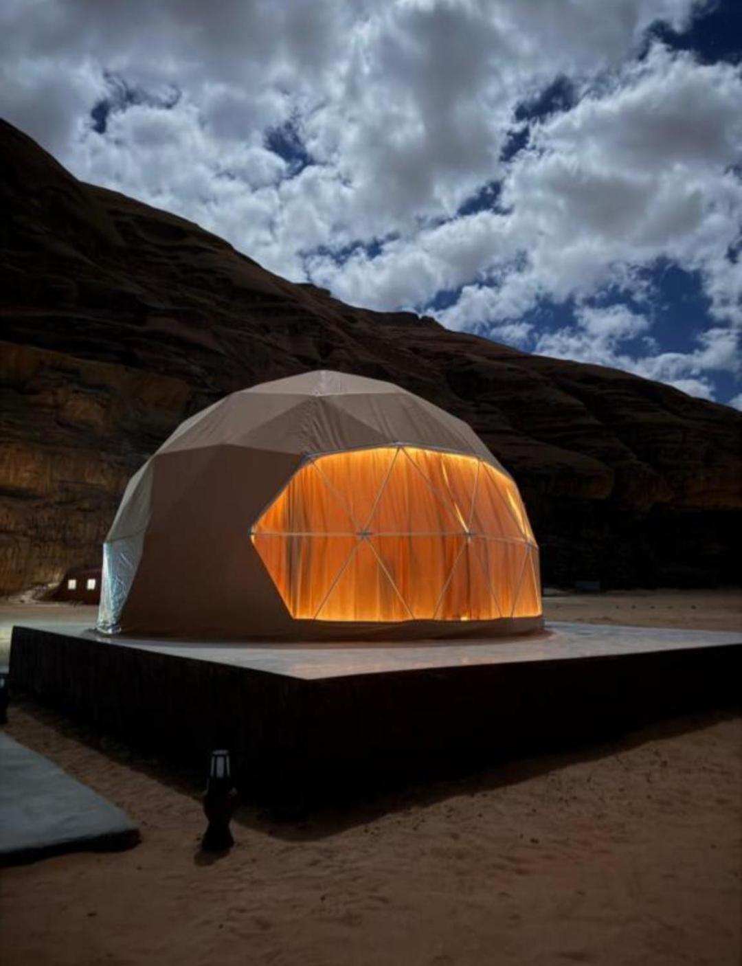 Abdullah Luxury Camp Apartment Wadi Rum Exterior foto